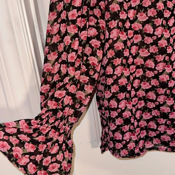 Fab’rik Sheer Long Sleeved Floral Blouse w/Gold Tone Buttons Sz Small Pink Black - Picture 3 of 4
